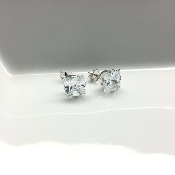 Sparkly Cubic Zirconia Square Stud Post Earrings - Picture 5 of 5